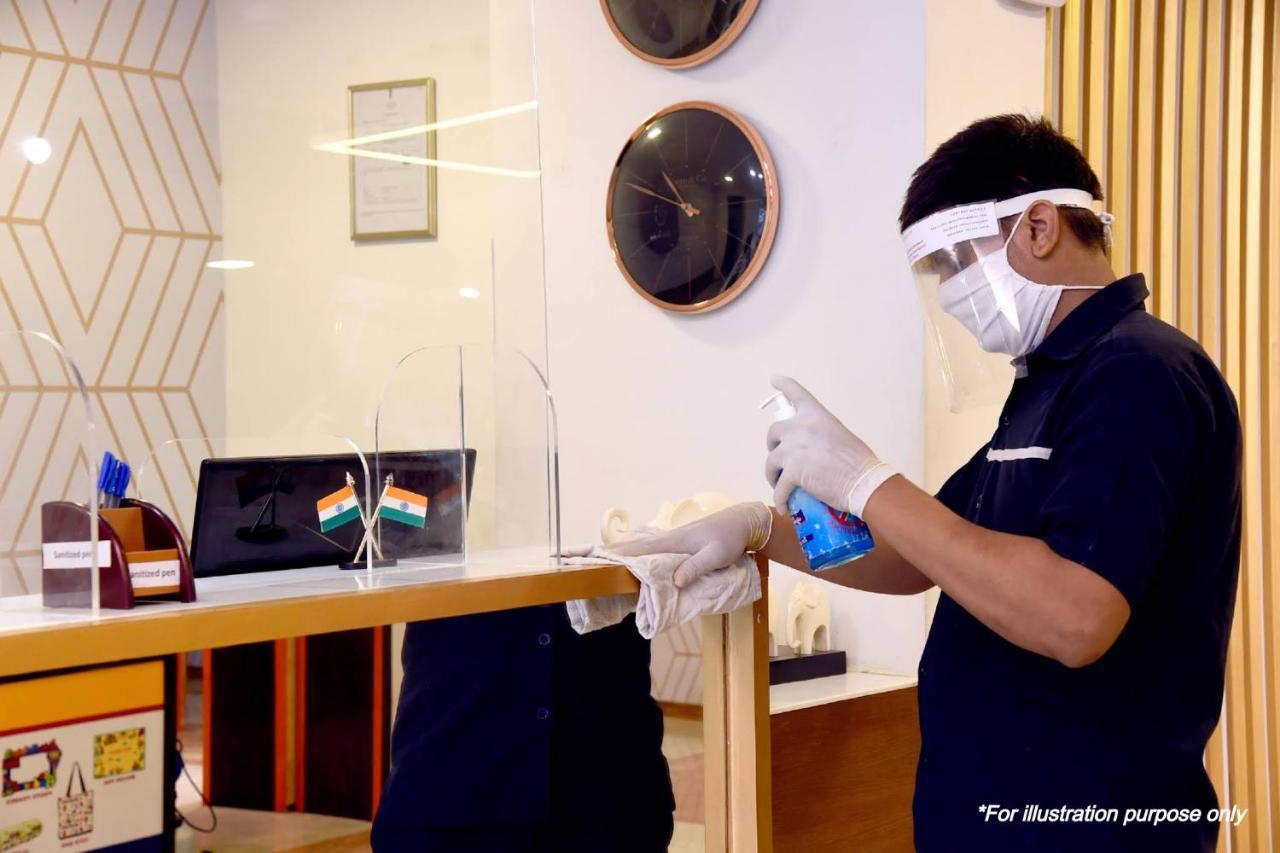 Oyo Hotel Ayaan Bareilly Dış mekan fotoğraf